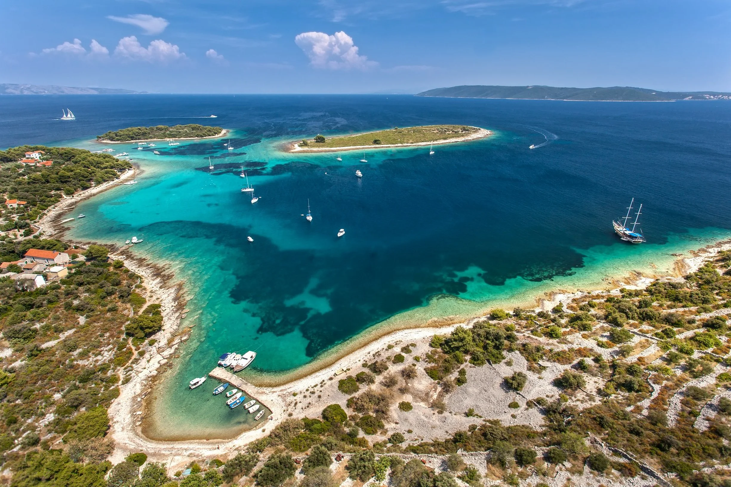 Sailing from Pula: Istrian Charter Routes & Kvarner Islands